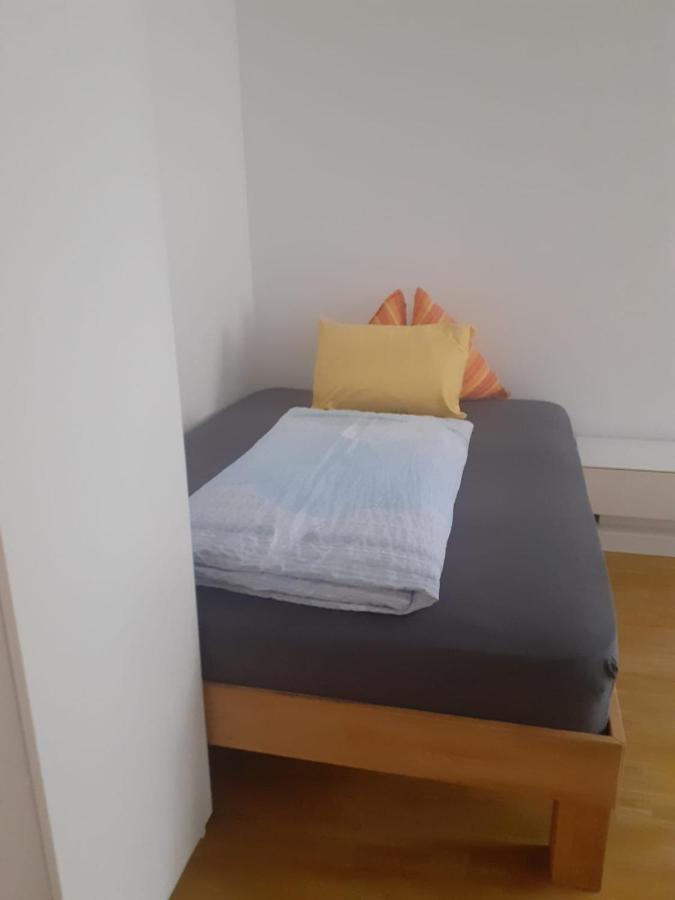 Your Sunny Away From Apartament Viena